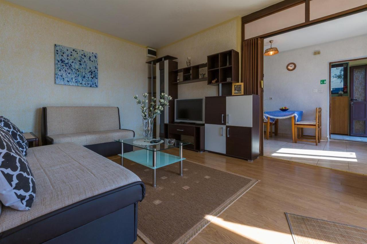 Apartments Dragica Драмаль Экстерьер фото